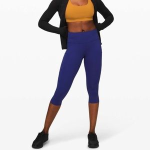 Lululemon Fast and Free Crop II 19" size 12 blue